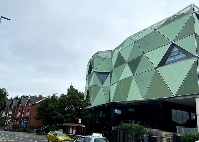 Spacious 2 Bedroom In Headingley Leeds Λιντς