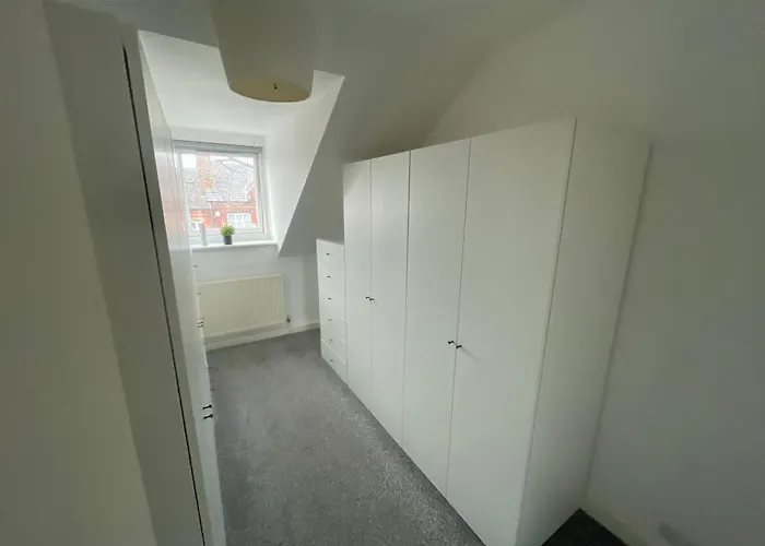 Apartment Spacious 2 Bedroom In Headingley Leeds *