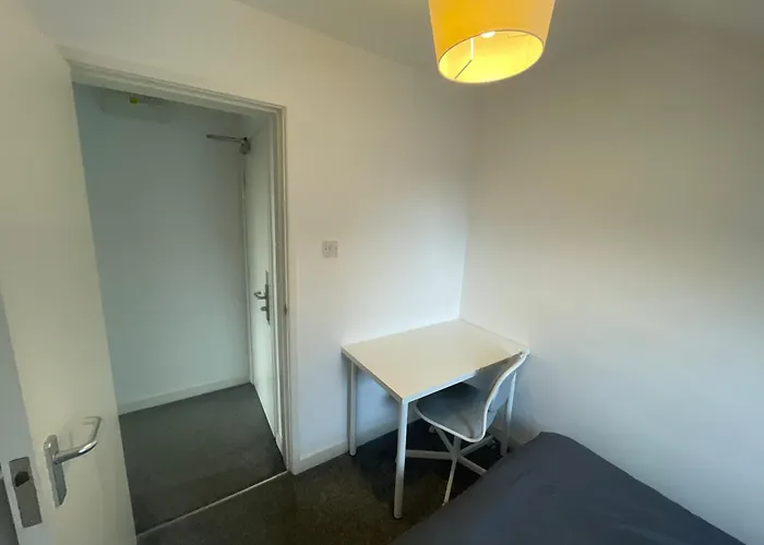 Spacious 2 Bedroom In Headingley Leeds * Leeds (West Yorkshire)